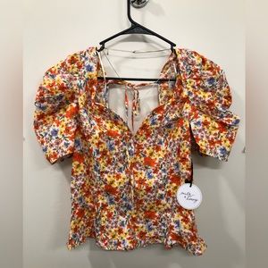 NEW Floral blouse